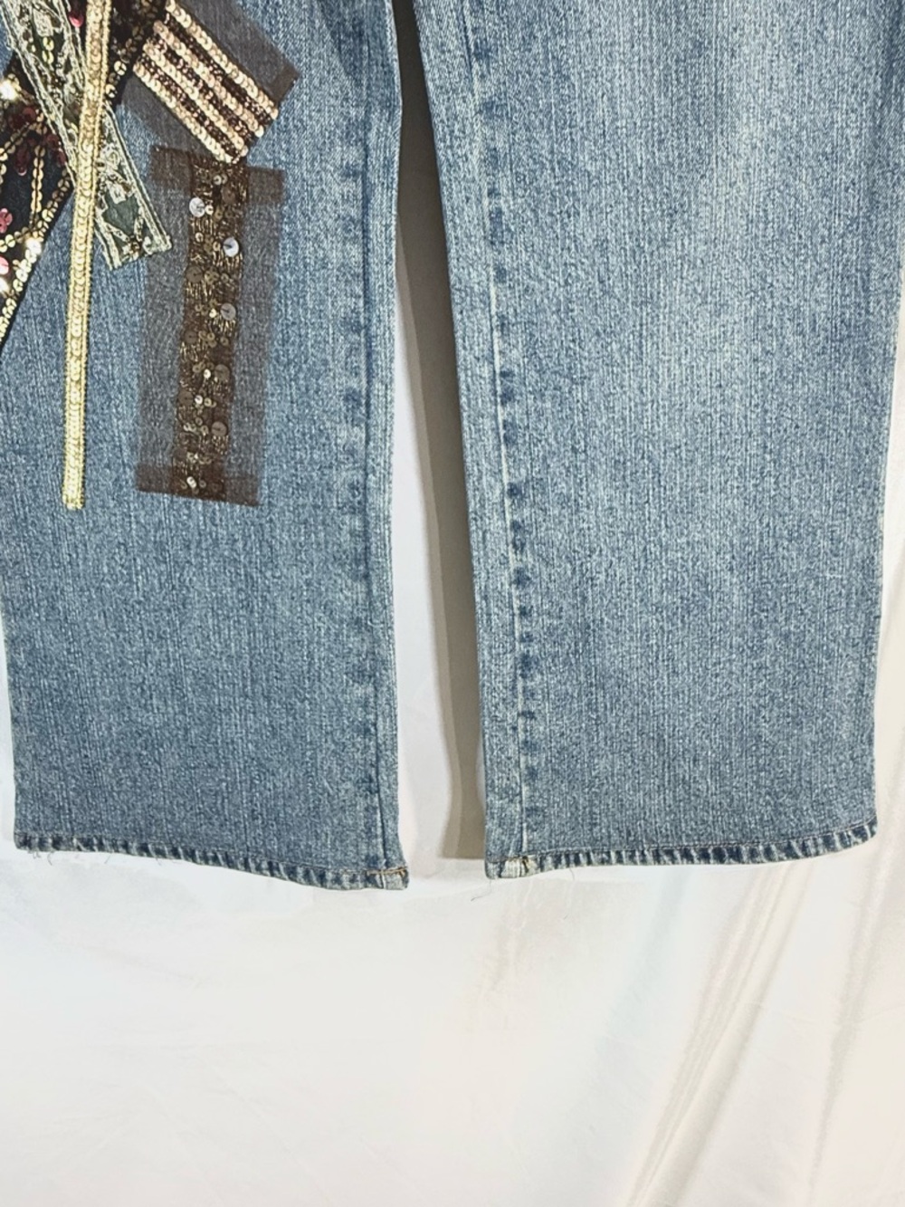 Etoile Rare One Of A Kind Straight Leg Mid Rise Embellished Jeans With Patches - Picture 2 of 10